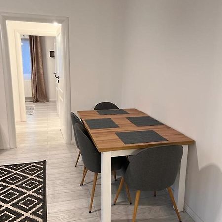 Apartament English Home 2 Camere Brasov Luaran gambar
