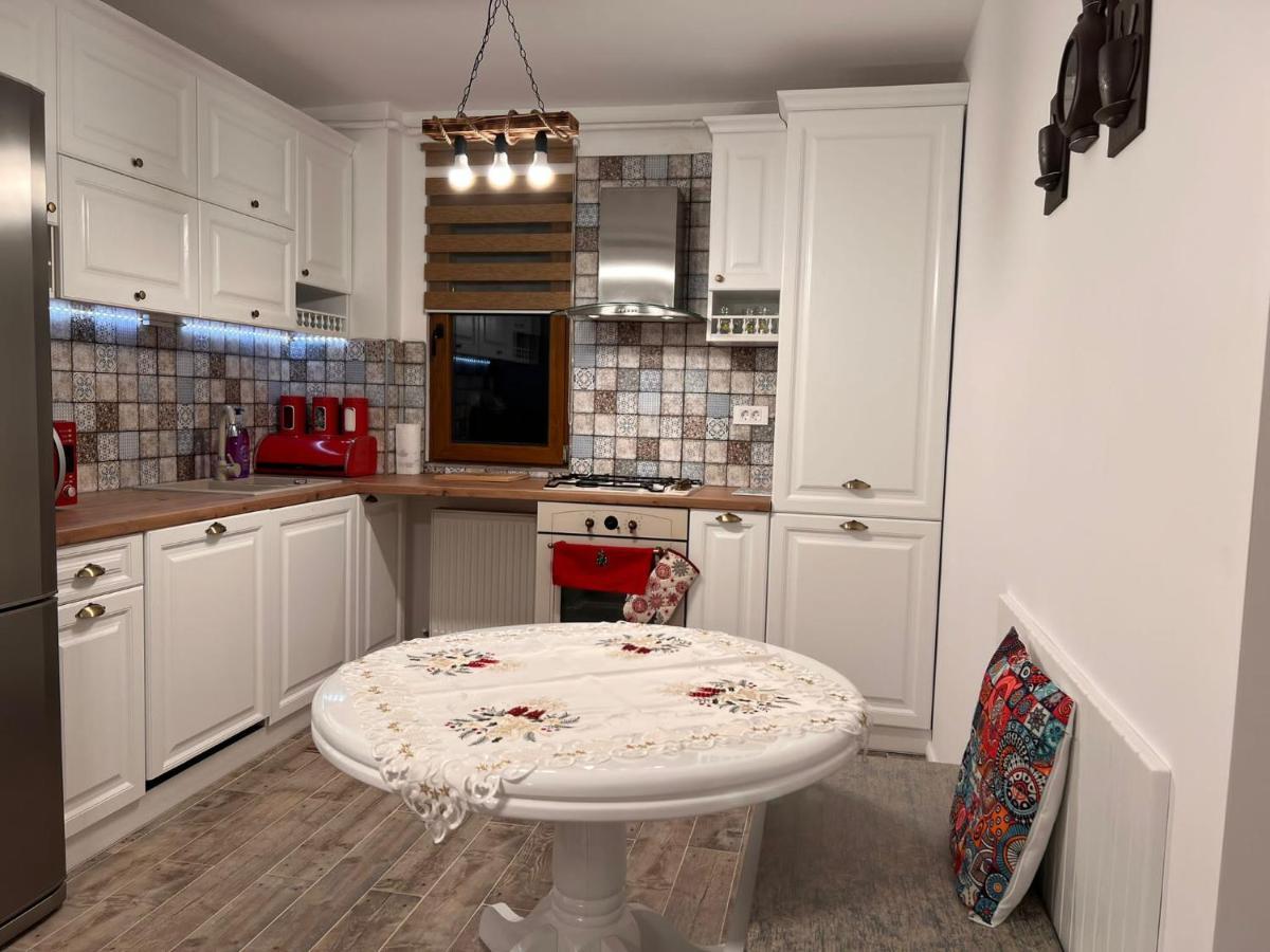 Apartament English Home 2 Camere Brasov Luaran gambar